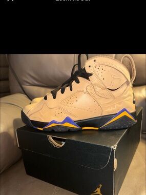 Nike Air Jordan 7 Retro SE 'Afrobeats' Sneakers, Bog Kid 4Y